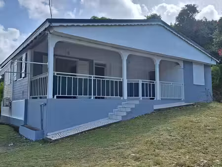 maison t3 sainte-anne