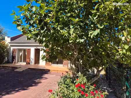 ensemble immobilier maison et appartements