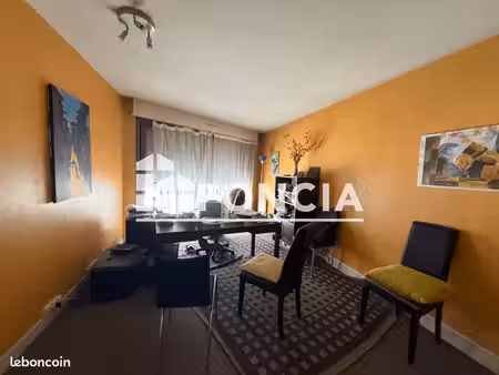 local commercial 46 m²