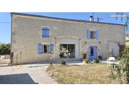 propriété 6 pièces 180 m²