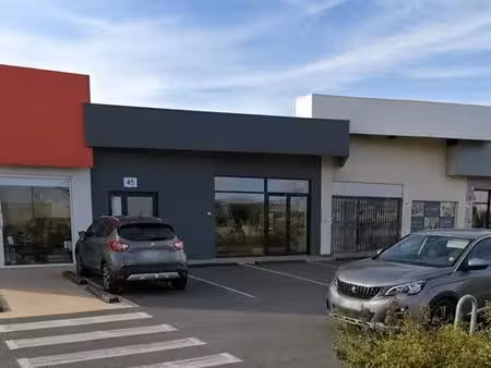 local commercial 230 m² – beaulieu puilboreau – sans droit d’entrée