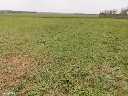 terrain à bâtir de 374 m² à angliers (17)