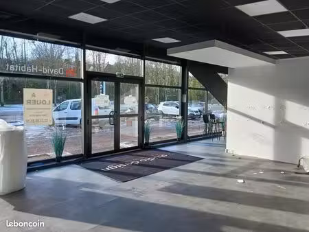 local commercial honfleur