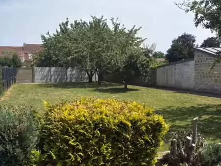 terrain 682 m² pontoise