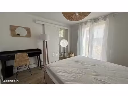 appartement 1 pièce 10 m²