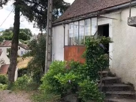 maison semur en auxois - toit neuf - intérieur à rénover