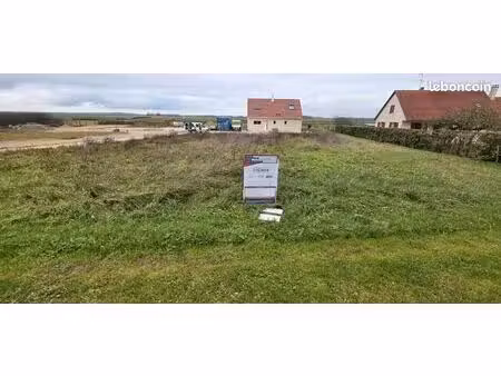 terrain à bâtir viabilisé  libre de constructeur