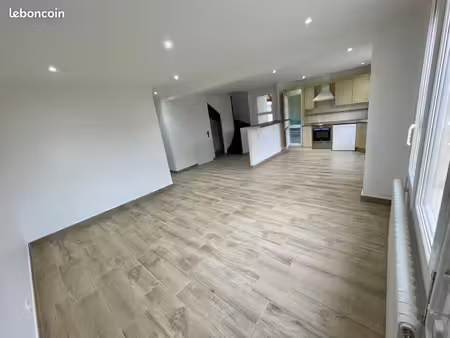 maison meublée 3 chambres avec petit jardin  véranda – trégueux