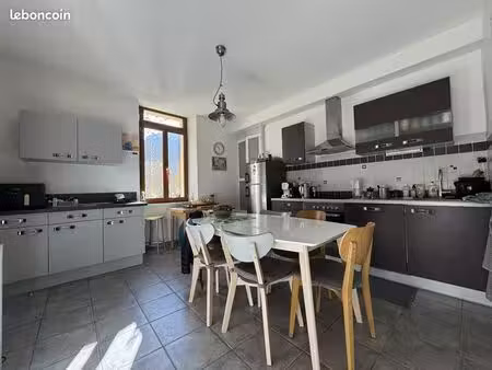 appartement 4 pièces 65 m²