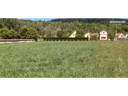 terrain 870 m² tourneville