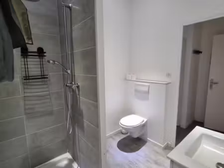 appartement t2 meublé et climatisé cc