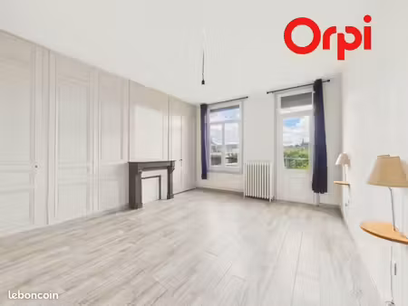 appartement 2 pièces 61 m²