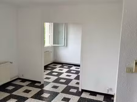 appartement faux t3