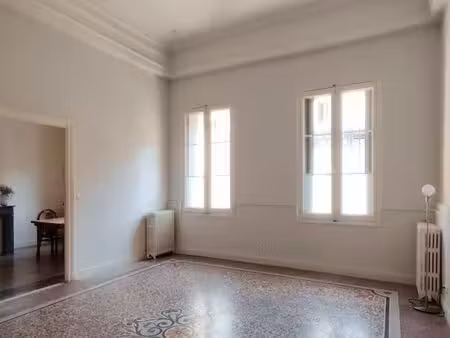 bureau double privatif 45 m² + espace commun 29 m² – nîmes préfecture