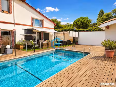 maison 5 pièces 121 m²