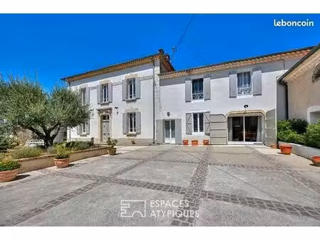 propriété 14 pièces 328 m²