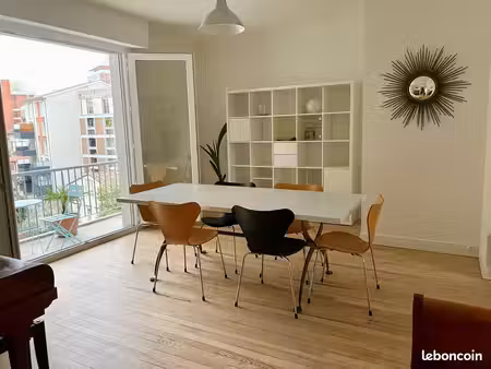 t3 - 71 m² avec balcons - m° compans-caffarelli avec extérieurs