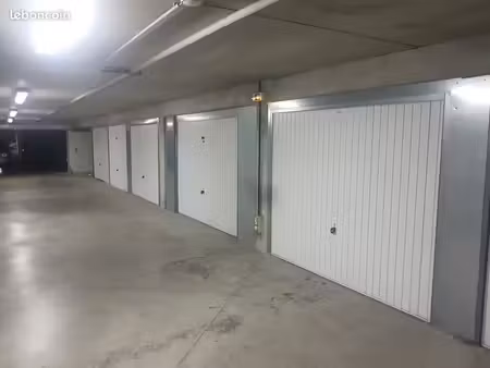 location garage fermé dans résidence montaudran
