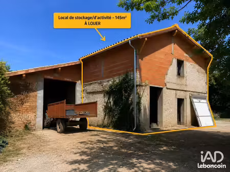 local 145 m² fronton