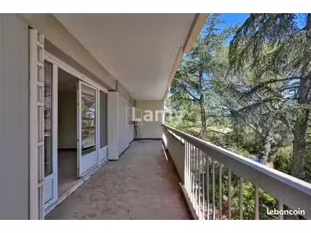 appartement 5 pièces 82 m²