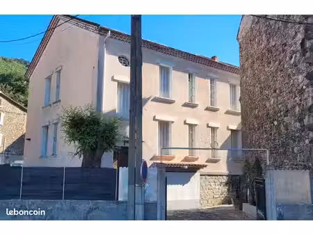grande maison individuelle