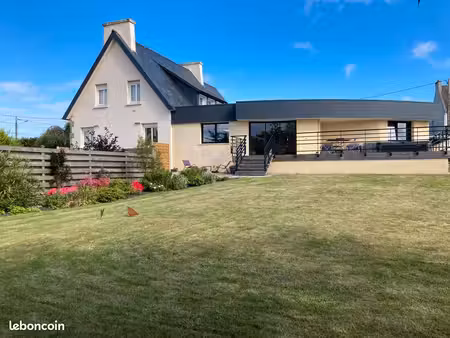 demeure atypique 10 pièces – 242 m² – plouescat 29430