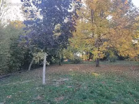 terrain 1 900 m² cleyrac