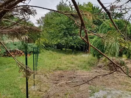 terrain 580 m² le pout