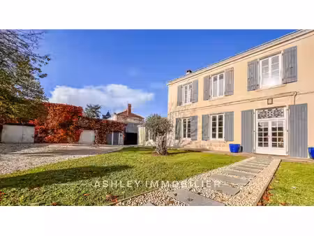 vente maison 6 pièces 240 m² sainte-soulle (17220)