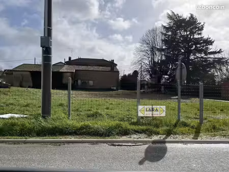 terrain 700 m² saint maixant