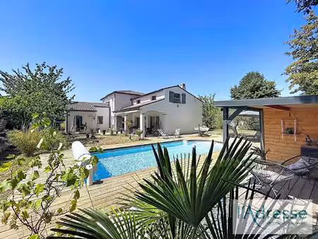 vente maison 6 pièces  180.00m²  montrabé