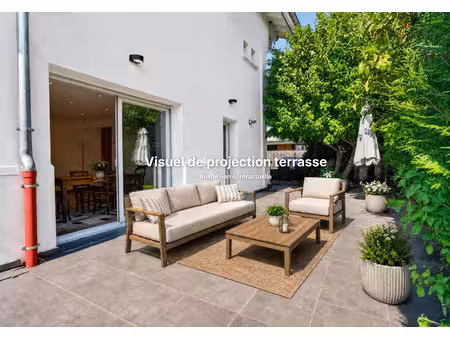 appartement 5/6 pièces en rez de jardin dans une petite copropriété proche lac