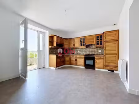 gourin – duplex 3 pièces – balcon – 2 chambres
