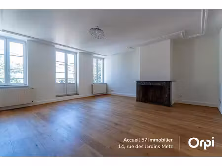 location duplex 4 pièces 181.22 m² à metz (57000)  1 730 €
