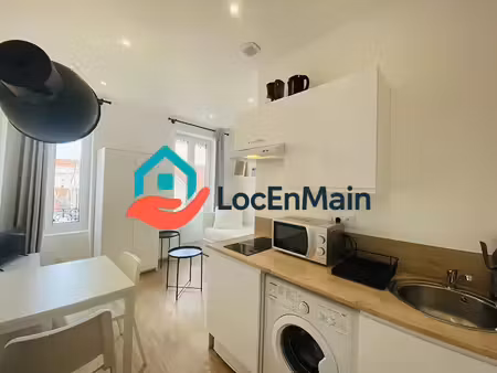 location meublée appartement 1 pièce 16 m² à montreuil (93100)  650 €