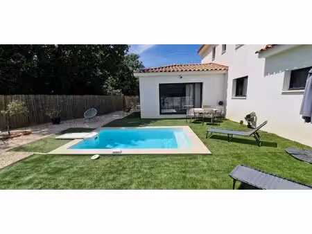 superbe maison neuve au calme avec piscine et garage