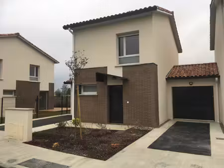à louer maison t3 avec garage et parking tournefeuille