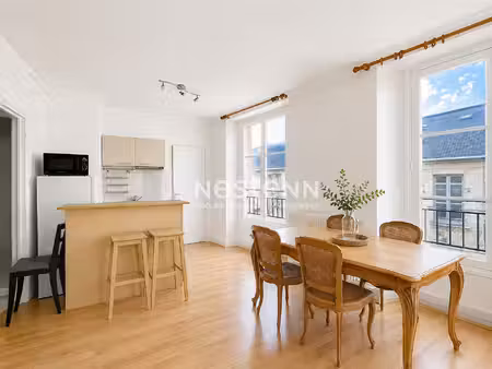 à louer - appartement 2 pièces meublé au coeur du quartier saint-louis à versailles