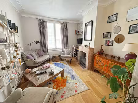 amiénoise indépendante de 90 m2 avec terrasse / quartier saint-honoré jeanne d'arc