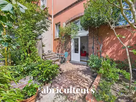 duplex de caractère avec extérieur et beaux volumes en vente en vente à les lilas (93260)