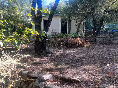 charmant mazet de 24 m² avec jardin  à deux pas de la cèze
