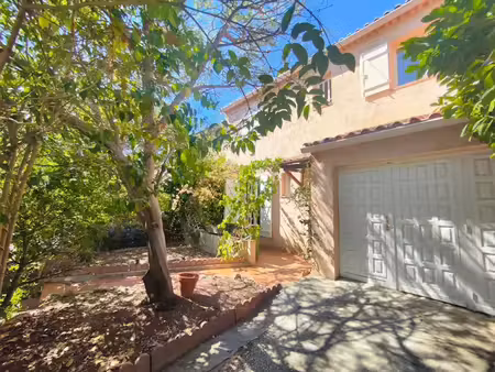 location meublée maison 5 pièces 95.6 m² à toulon (83000)  1 420 €