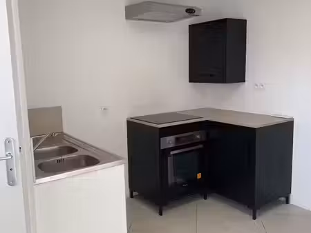 appartement à louer - 3 pièces - 55 m2 - cornillon - 30 - languedoc-roussillon