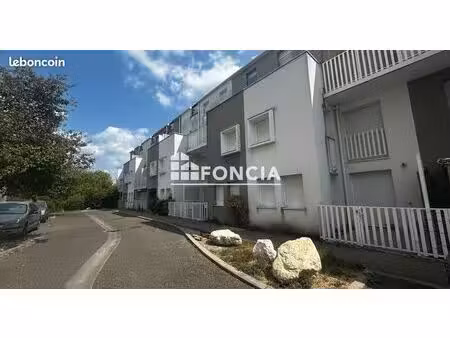 eysines