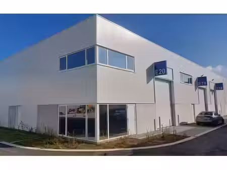 unité pme de coin 144m² + sr/bureau 37m² - vente régime tva