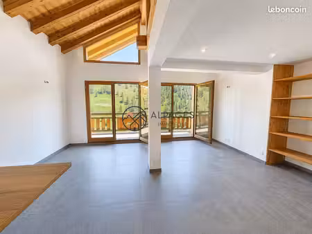 appartement 4 pièces 82 m²