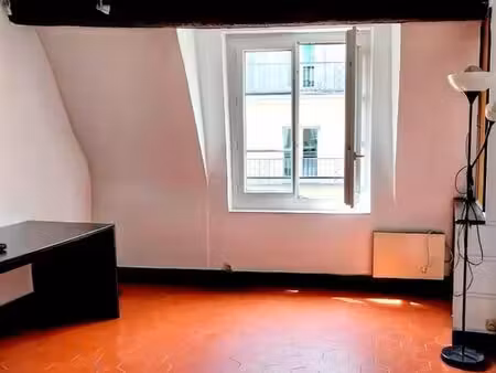 studio 1 pièce 24 m²