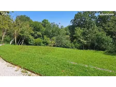 terrain 1670 m² plumeliau