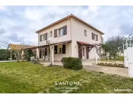 maison 6 pièces 185 m²