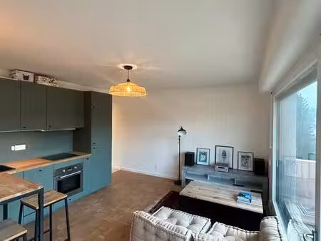 t1 bis de 33 m² avec coin nuit et terrasse 10 m²
